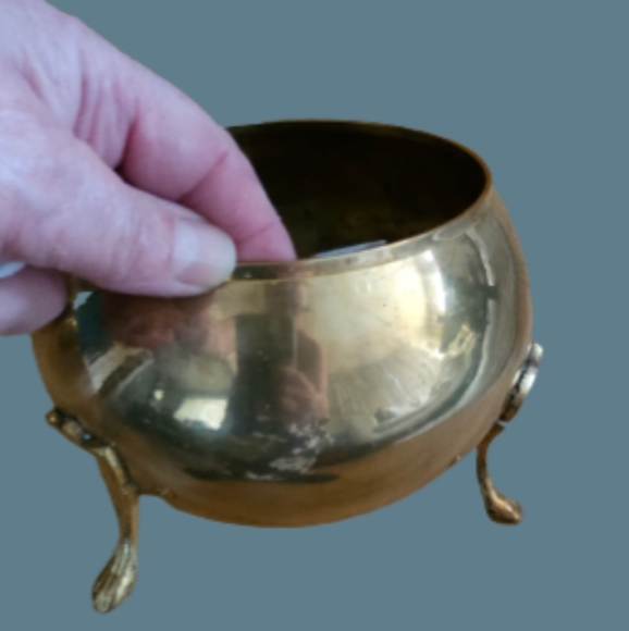 *Set of 3 Vintage Brass Planters - Picture 4 of 9